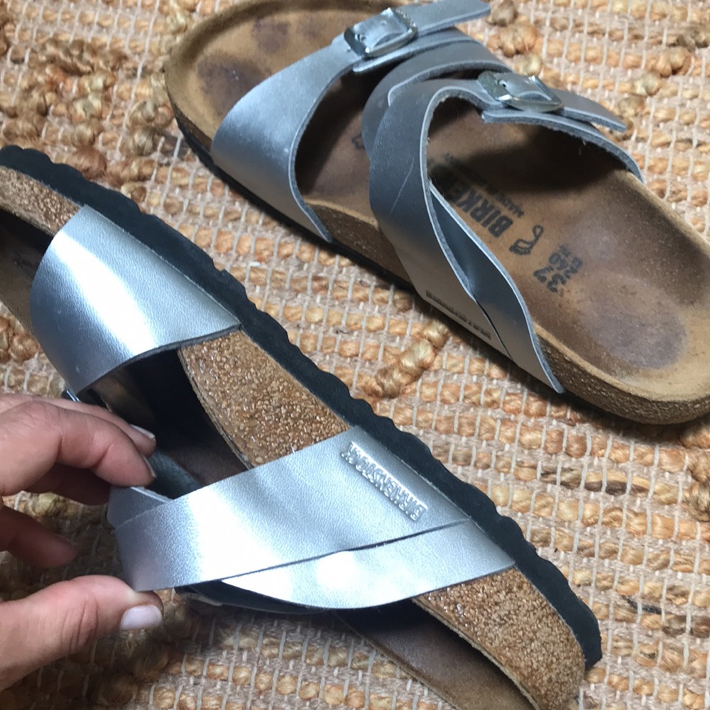 Women’s Birkenstock Sandal, Silver, Size 37 - Picture 5 of 8
